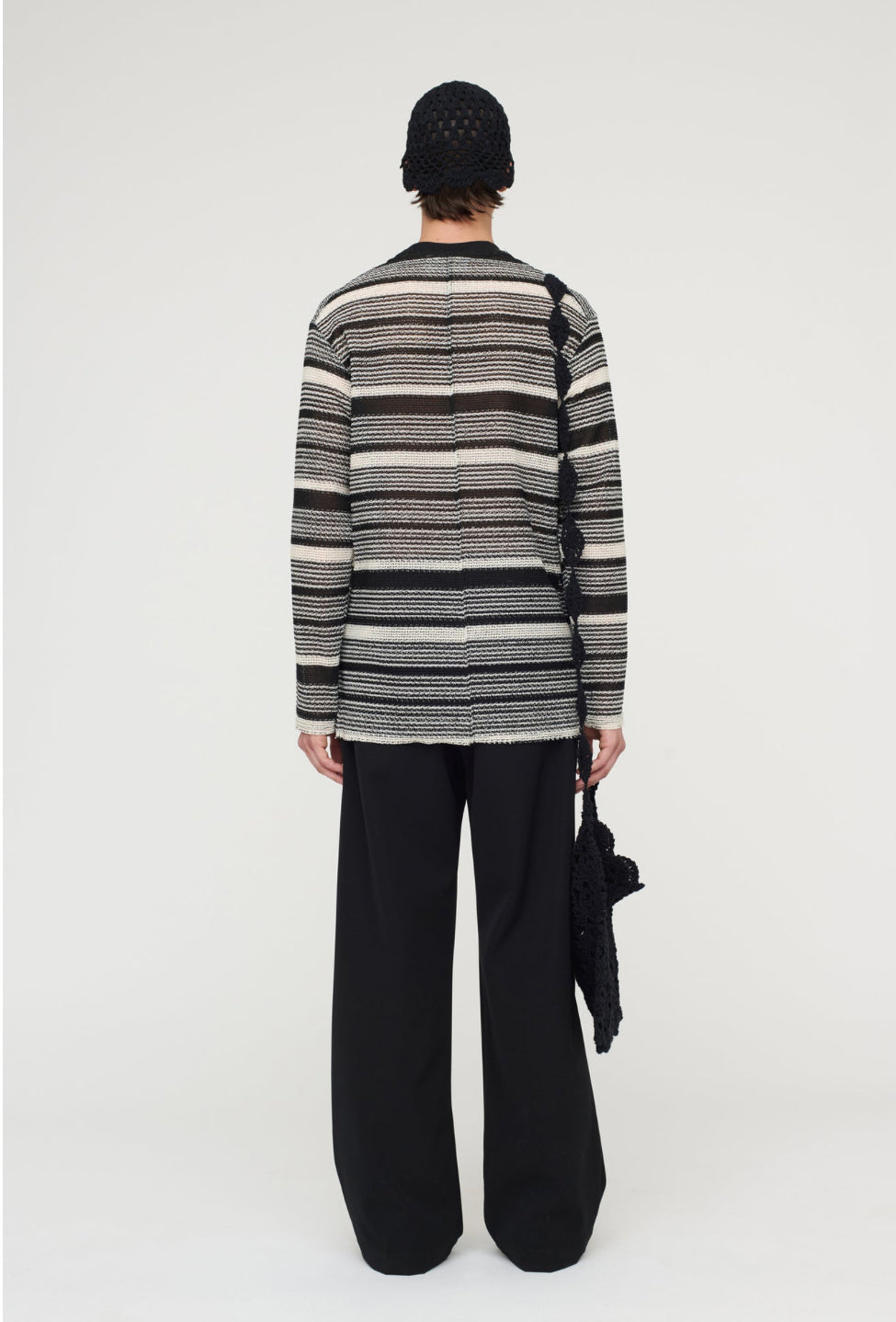 Crew Neck Pullover Blanket Crochet (Black)