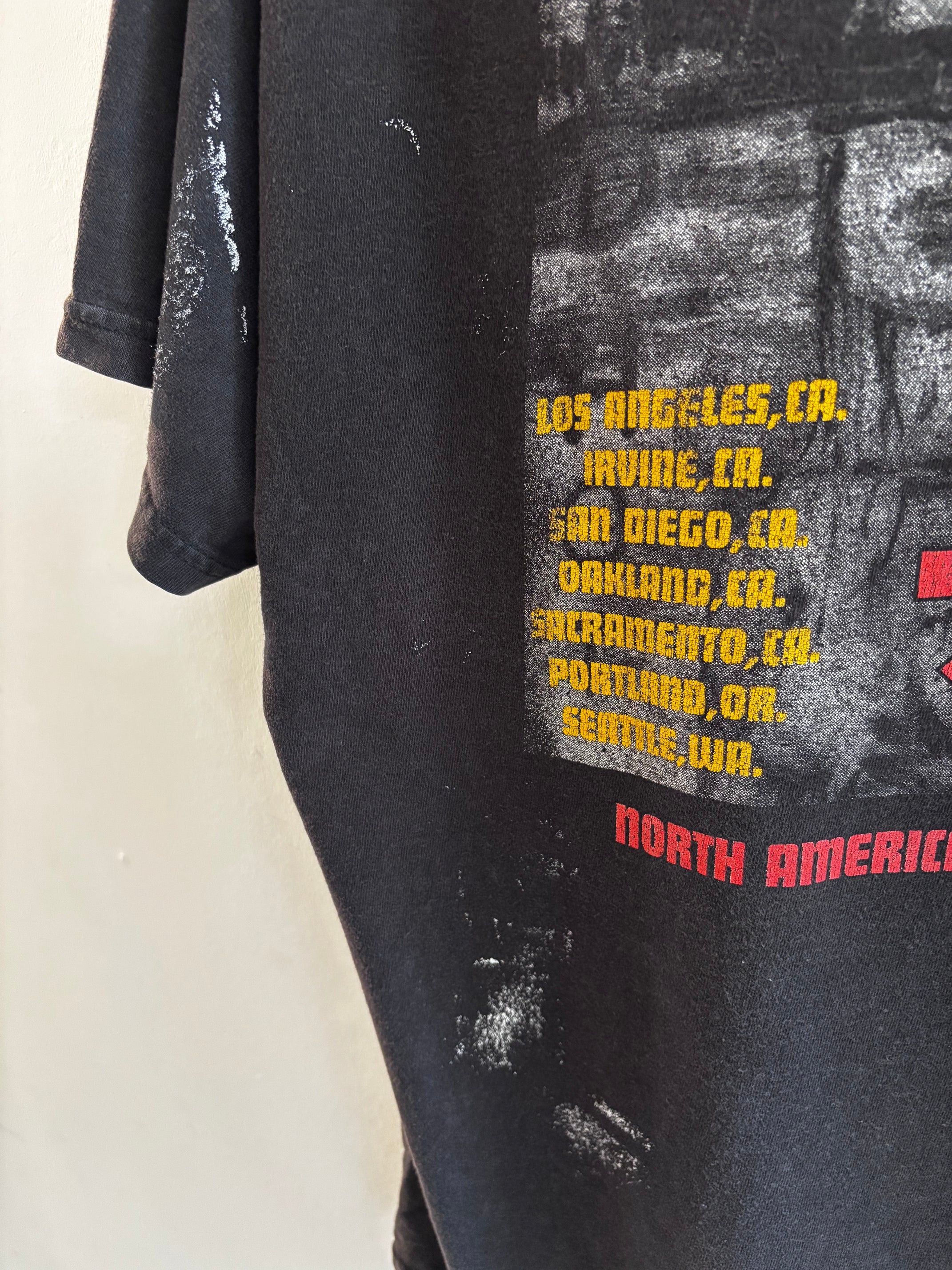 Vintage Red Hot Chili Peppers 2003 Tour Bootleg Tee