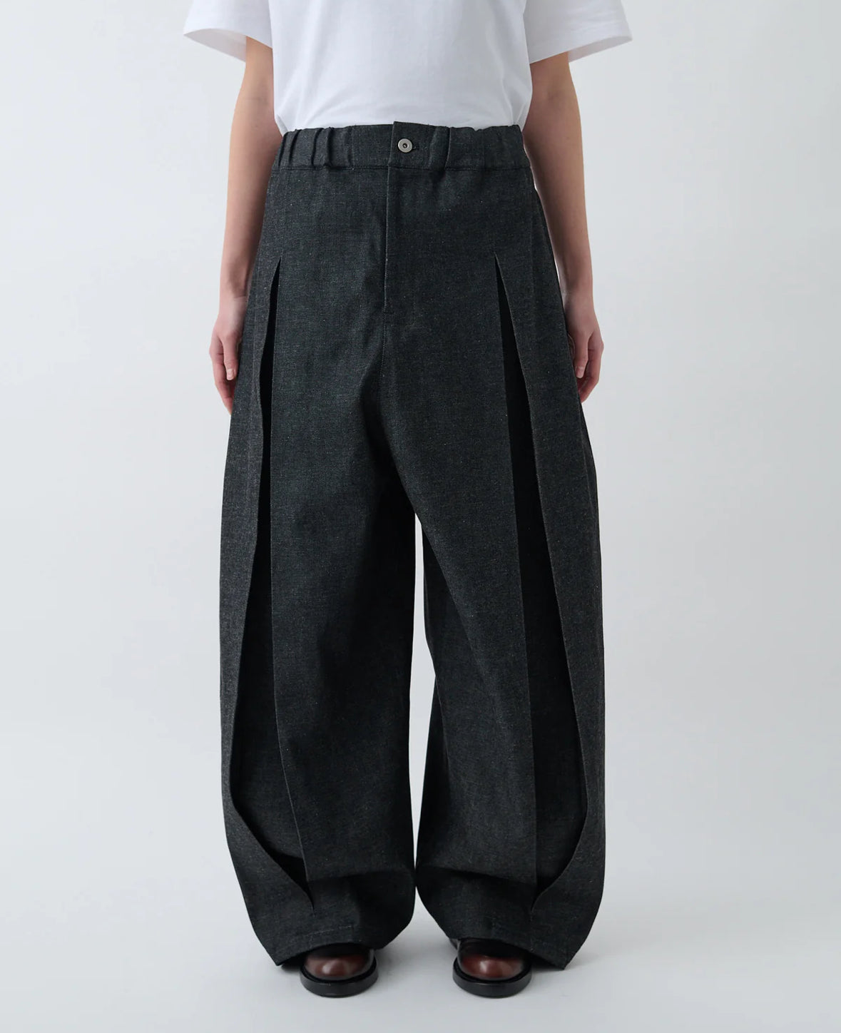 Box Pleat Trouser Denim - Raw Black