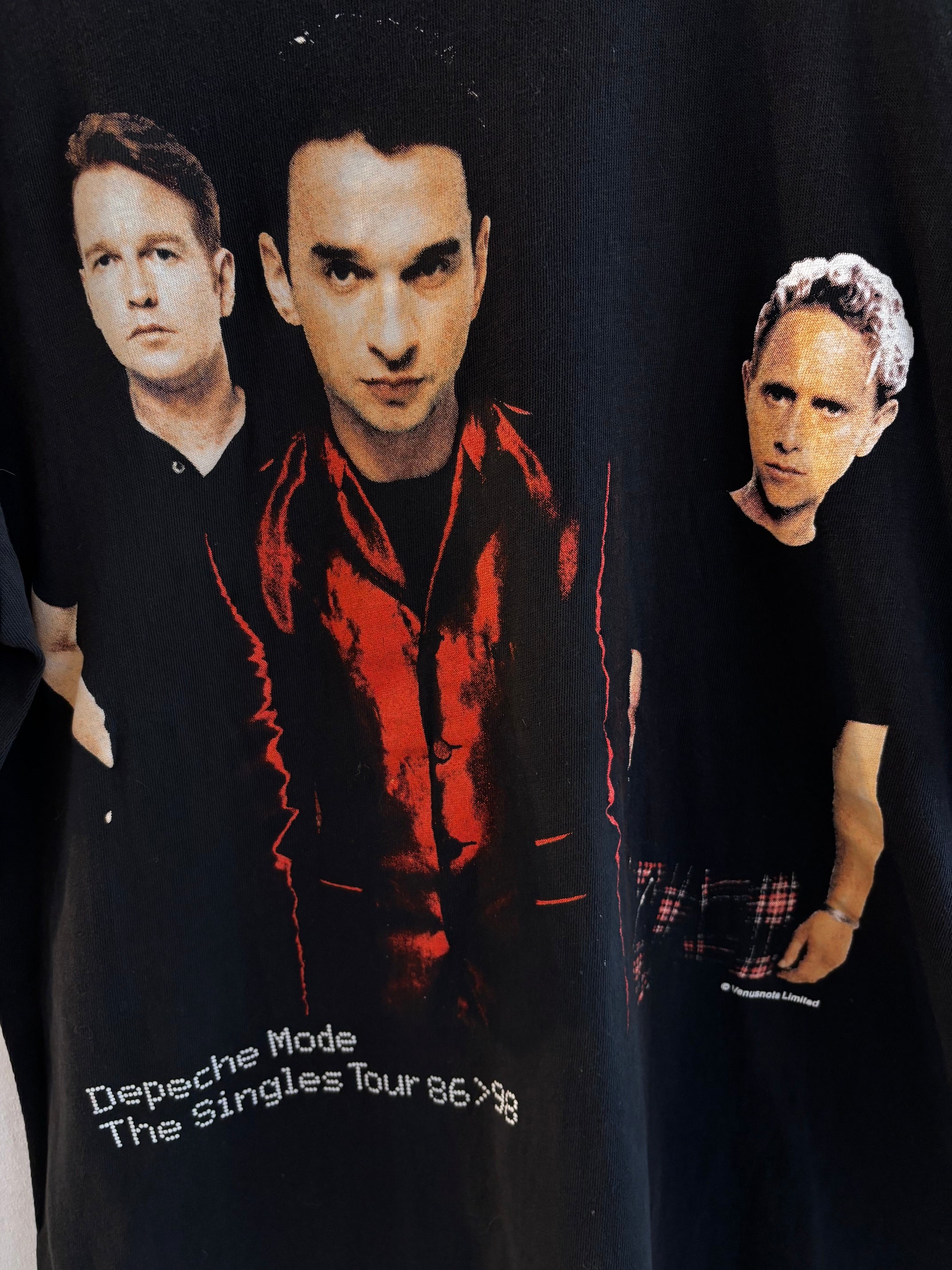 Authentic Vintage 1998 Depeche Mode "The Singles Tour" Concert Tee