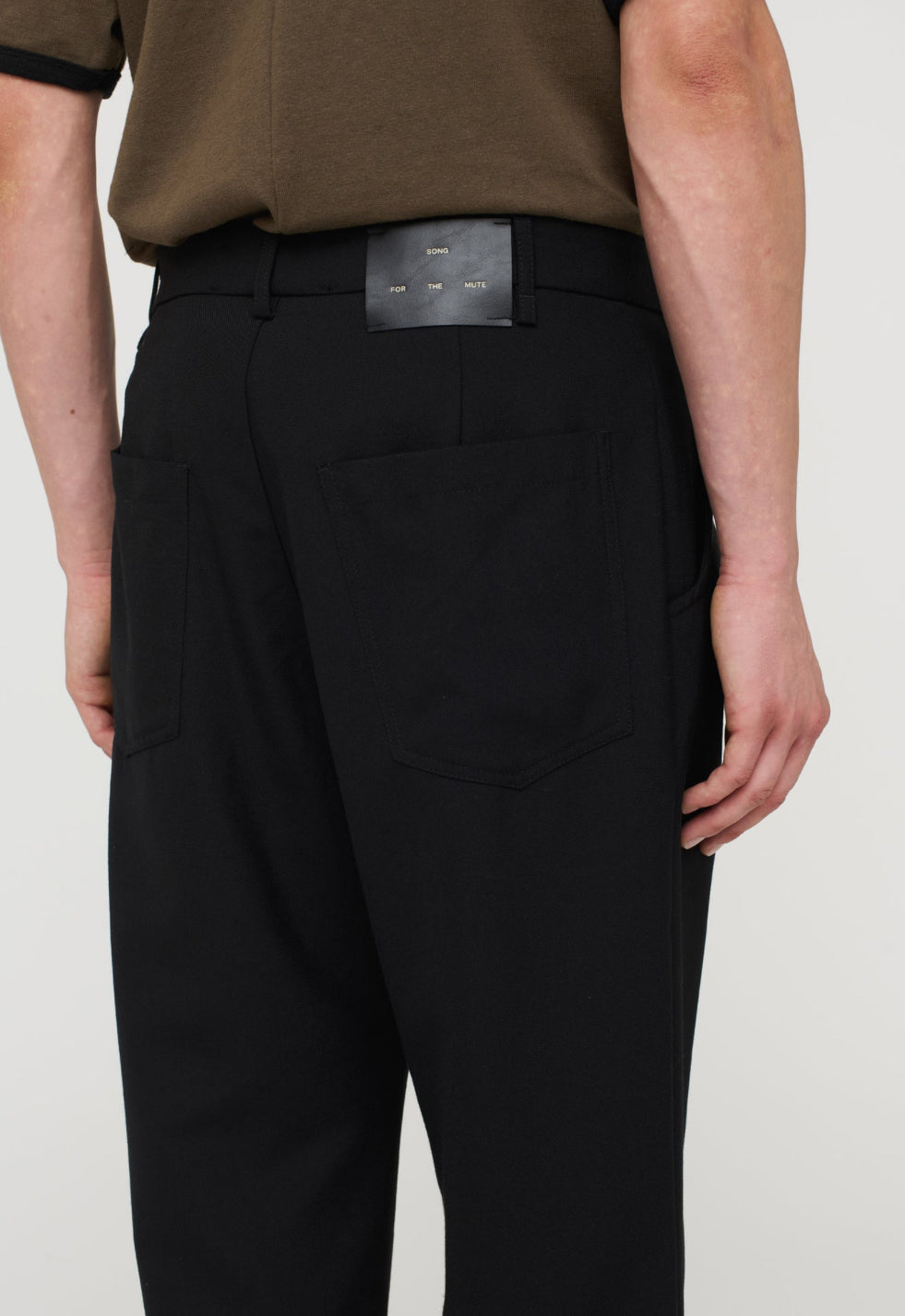 Loose Pleated Pant Gabardine (Black)