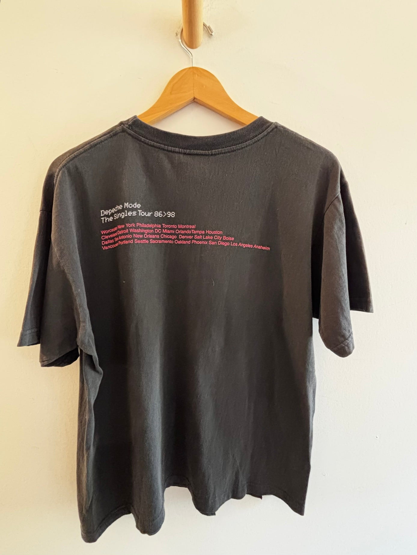 Authentic Vintage 1998 Depeche Mode "The Singles Tour" Concert Tee